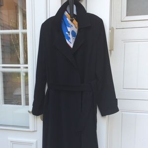 Anne Klein Trench Coat. Black size 2/4/6.